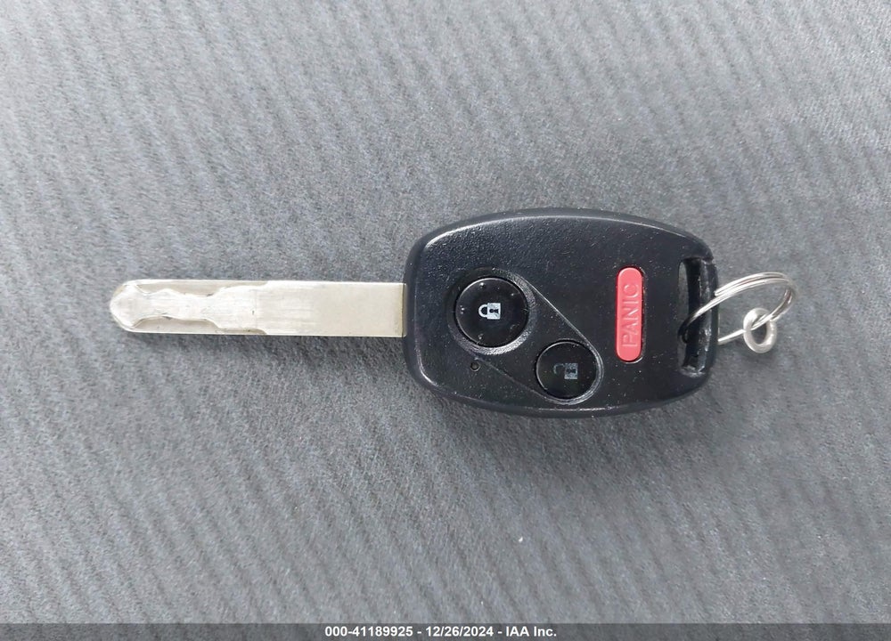 2011 HONDA CIVIC LX VIN: 2HGFA1F5XBH516298