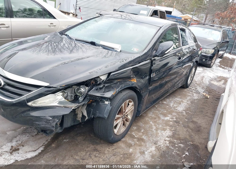 2014 HYUNDAI SONATA GLS VIN: 5NPEB4AC3EH925026