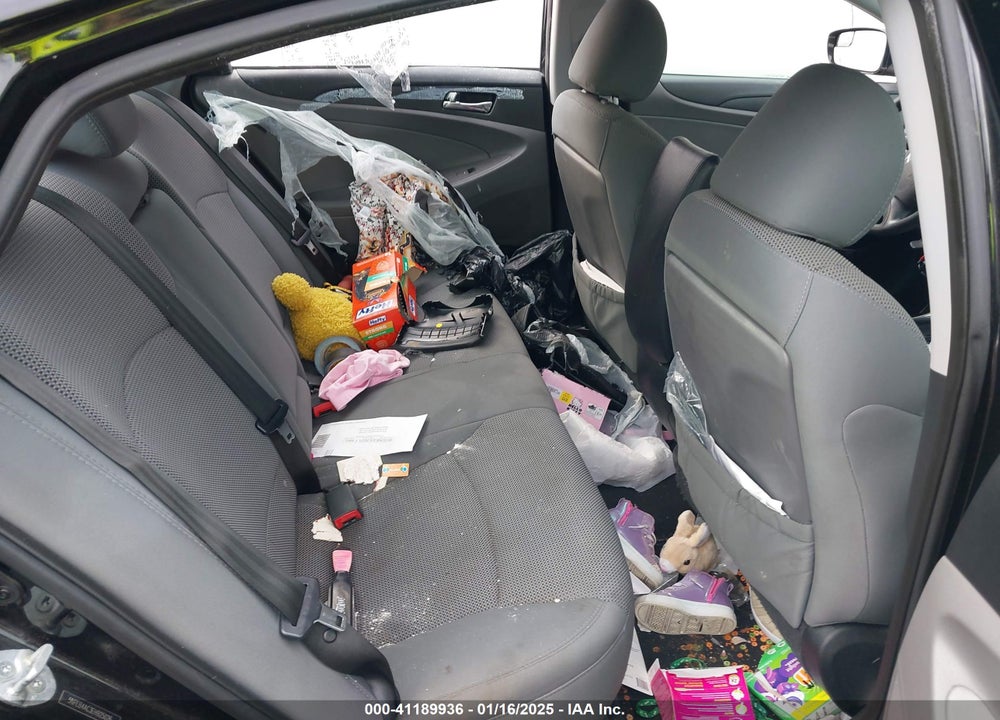 2014 HYUNDAI SONATA GLS VIN: 5NPEB4AC3EH925026
