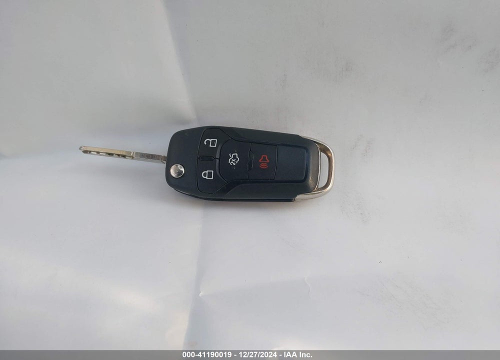 2013 FORD FUSION SE VIN: 3FA6P0HR0DR335733