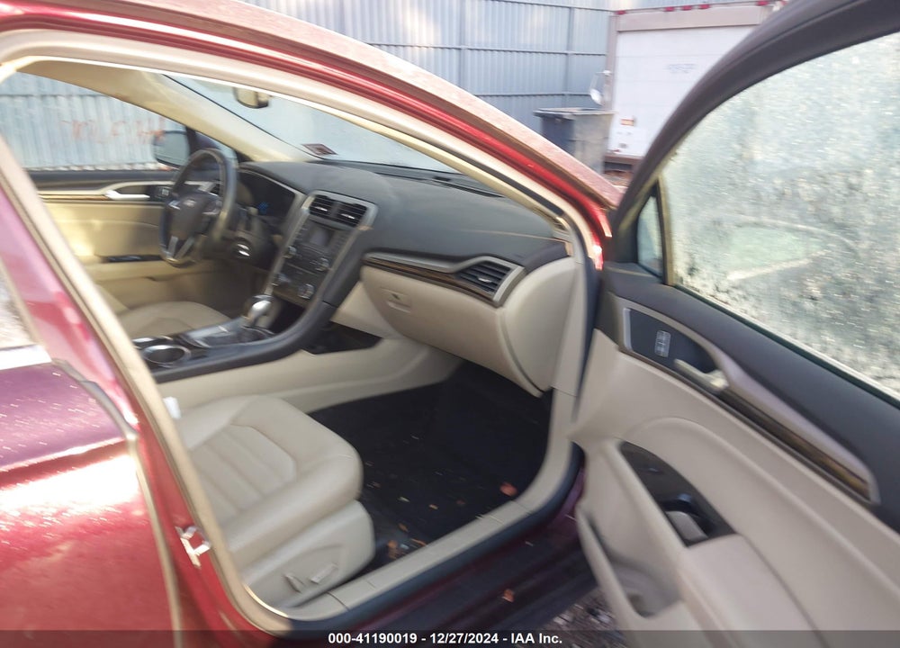 2013 FORD FUSION SE VIN: 3FA6P0HR0DR335733