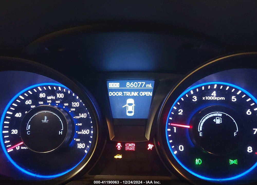 2013 HYUNDAI GENESIS VIN: KMHHU6KJ4DU101925