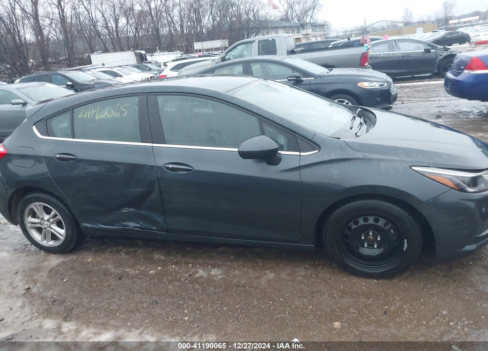 2018 CHEVROLET CRUZE VIN: 3G1BE6SMXJS638630