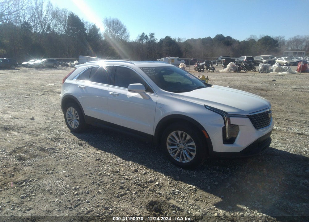 2024 CADILLAC XT4 FWD LUXURY VIN: 1GYAZAR4XRF124352