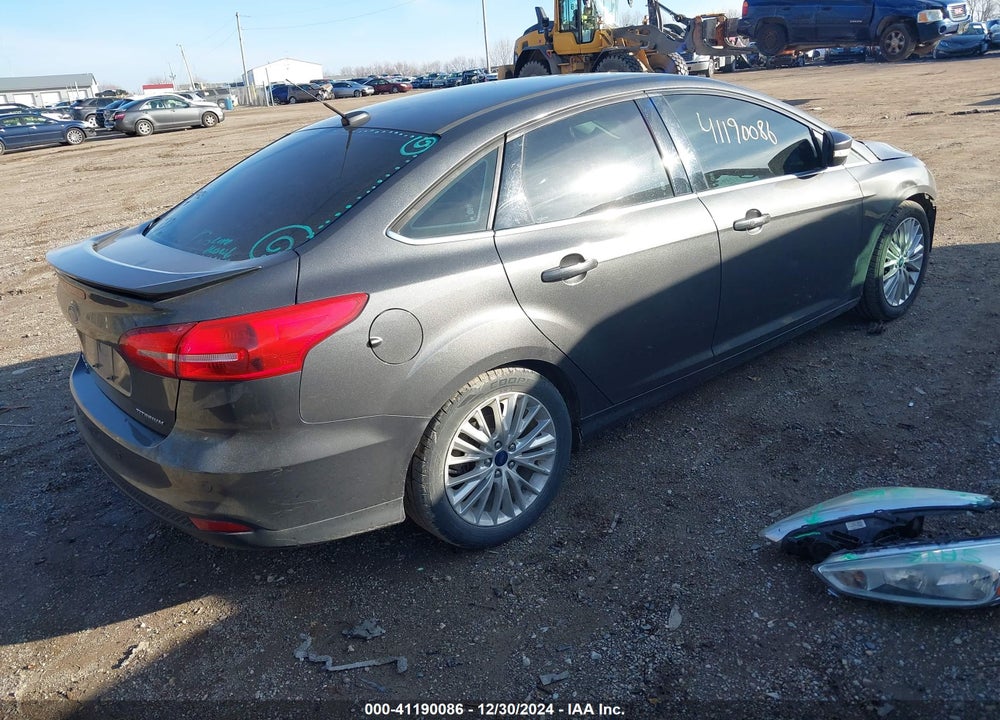 2015 FORD FOCUS VIN: 1FADP3J27FL259029