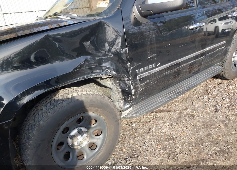 2011 CHEVROLET TAHOE LTZ VIN: 1GNSKCE06BR121344
