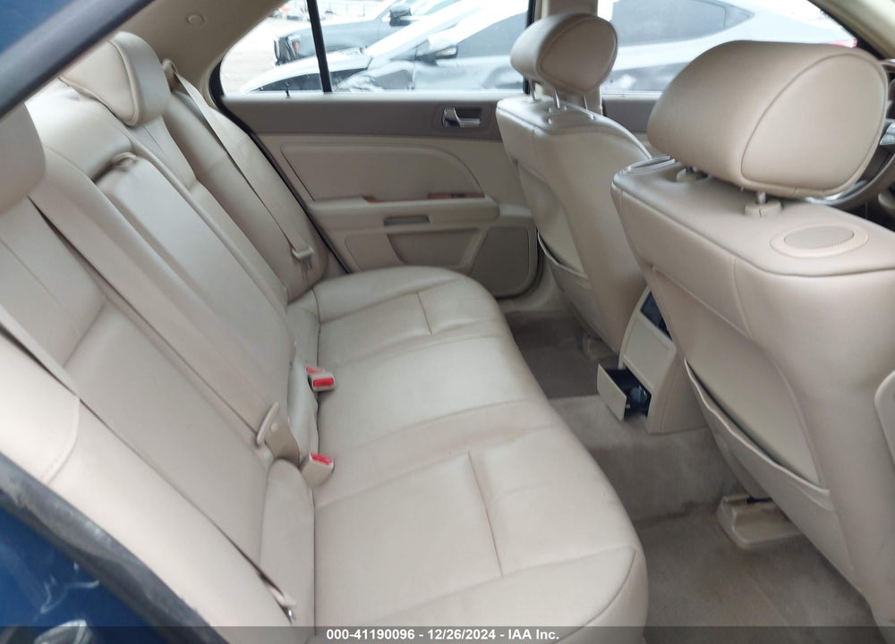 2009 CADILLAC STS V8 VIN: 1G6DL67A890131767