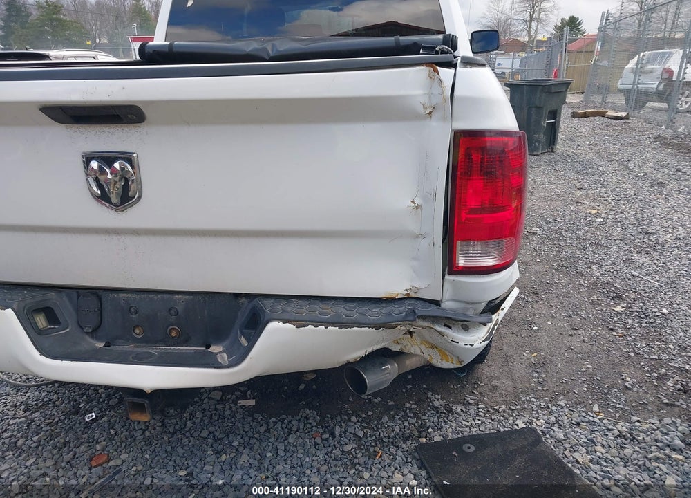 2014 RAM 1500 VIN: 1C6RR7KT7ES249332