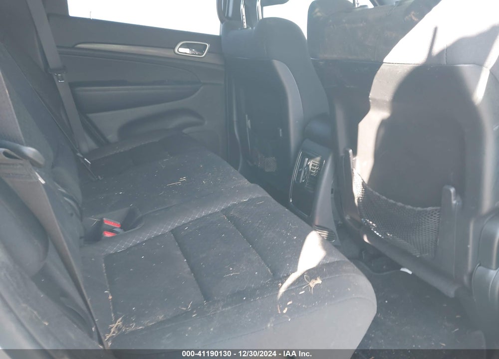 2019 JEEP GRAND CHEROKEE LAREDO E 4X4 VIN: 1C4RJFAG4KC608074