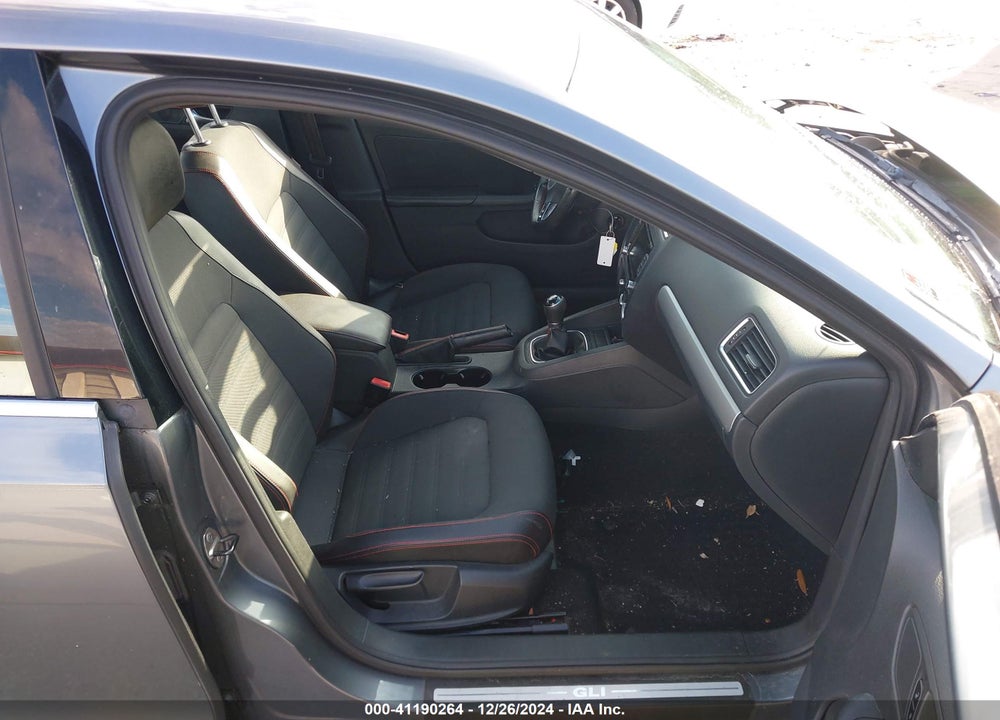 2012 VOLKSWAGEN JETTA GLI VIN: 3VW567AJ1CM403732