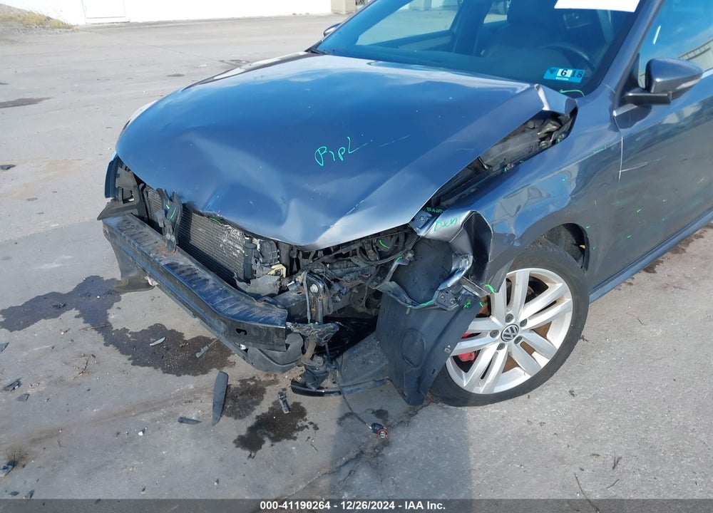 2012 VOLKSWAGEN JETTA GLI VIN: 3VW567AJ1CM403732