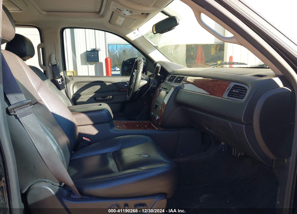 2013 CHEVROLET TAHOE LTZ VIN: 1GNSCCE01DR363717