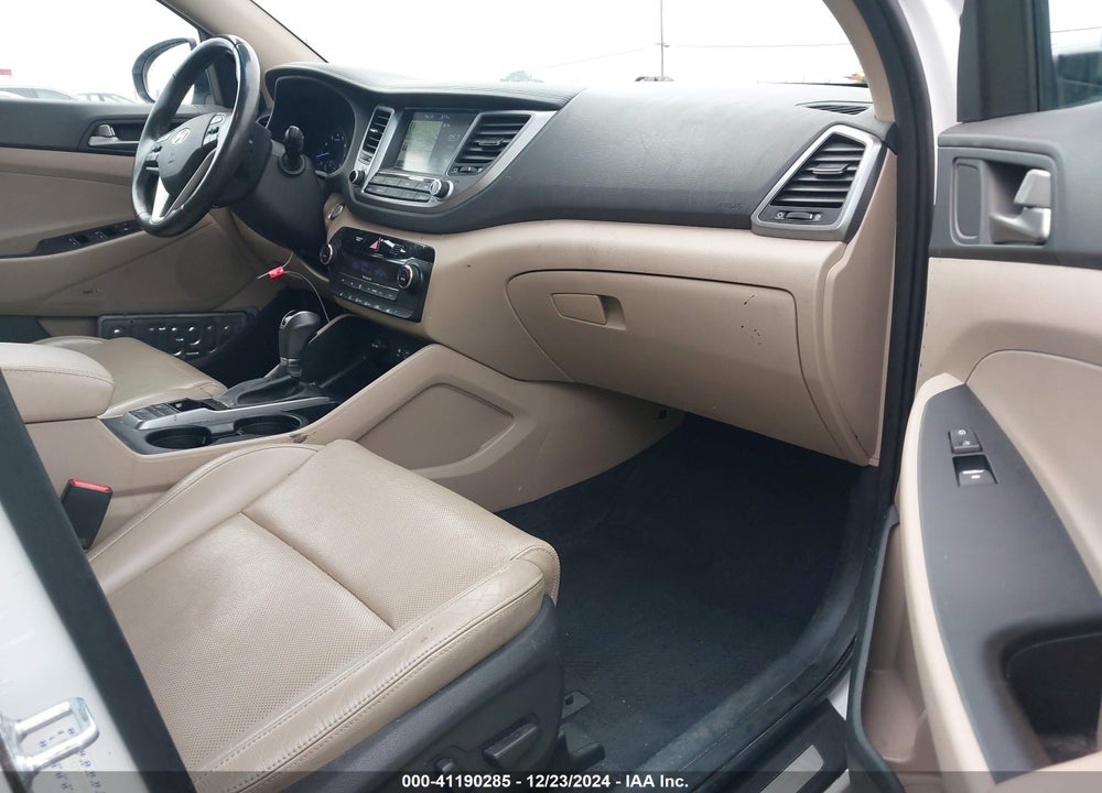 2018 HYUNDAI TUCSON LIMITED VIN: KM8J33A23JU718600