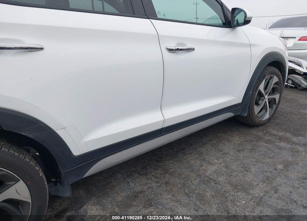 2018 HYUNDAI TUCSON LIMITED VIN: KM8J33A23JU718600