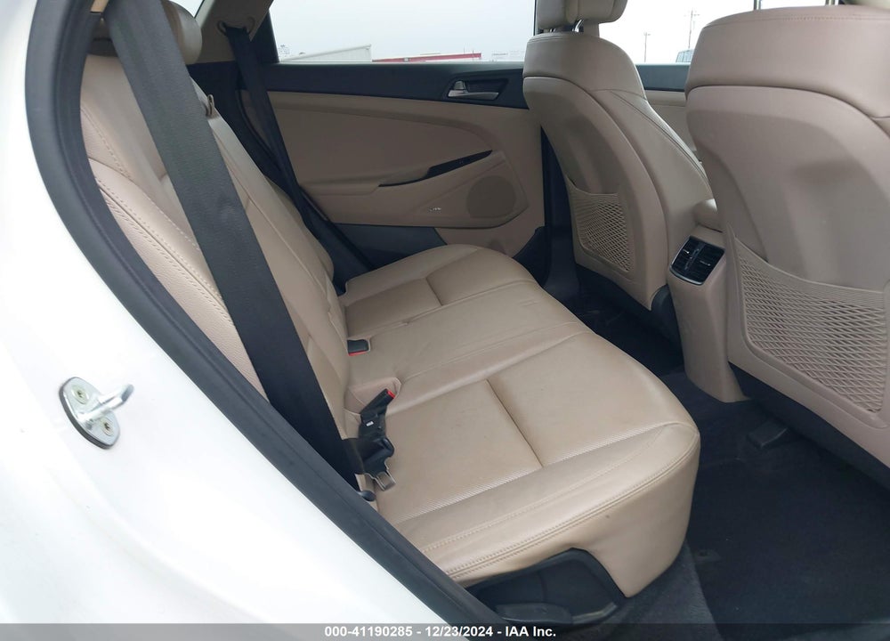 2018 HYUNDAI TUCSON LIMITED VIN: KM8J33A23JU718600