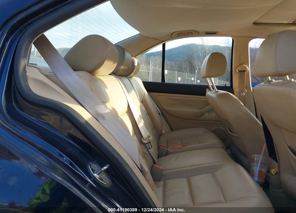 2000 VOLKSWAGEN JETTA GLS VIN: 3VWSA29M9YM183525