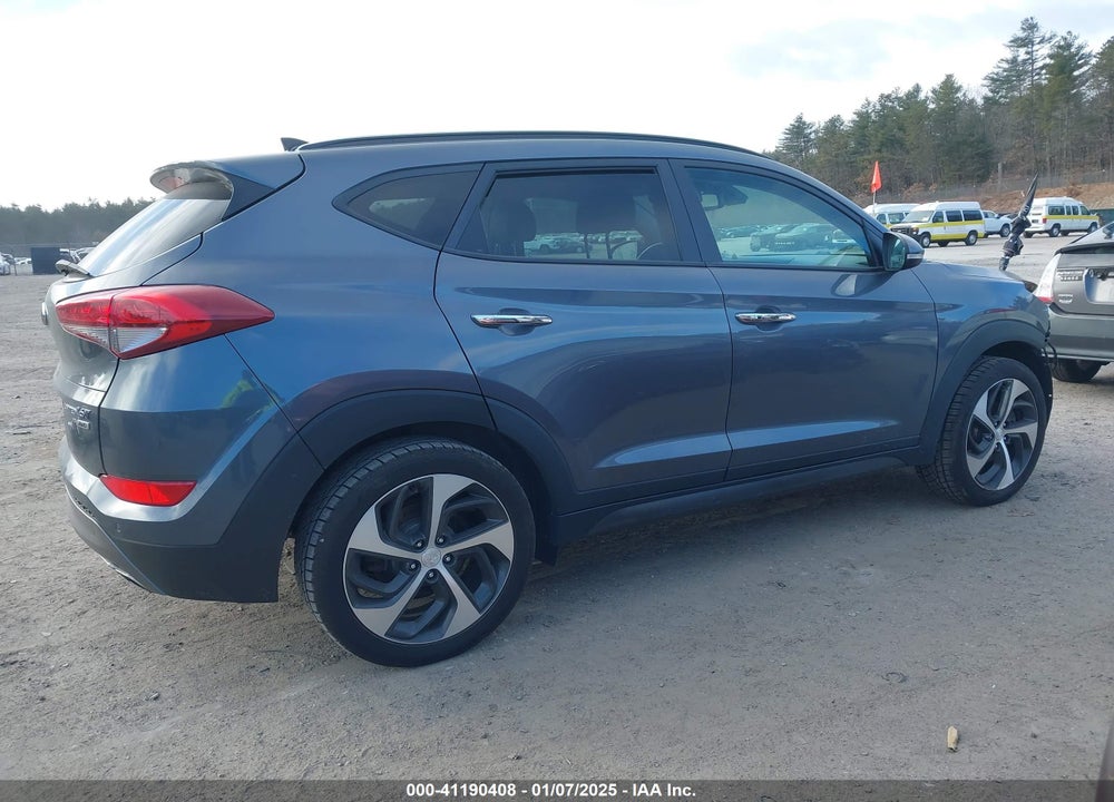 2016 HYUNDAI TUCSON LIMITED VIN: KM8J3CA2XGU155683