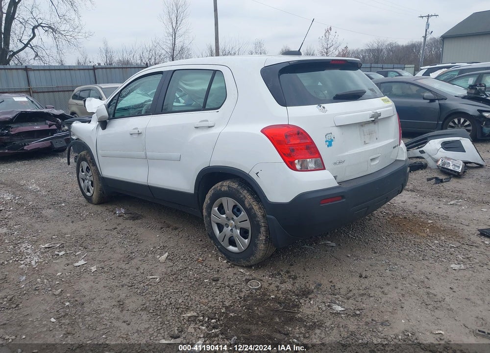 2015 CHEVROLET TRAX 1LS VIN: KL7CJKSB4FB081082