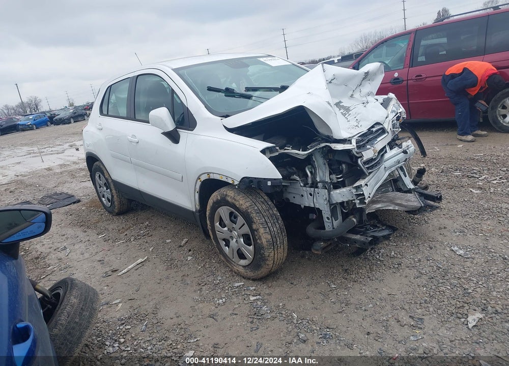 2015 CHEVROLET TRAX 1LS VIN: KL7CJKSB4FB081082