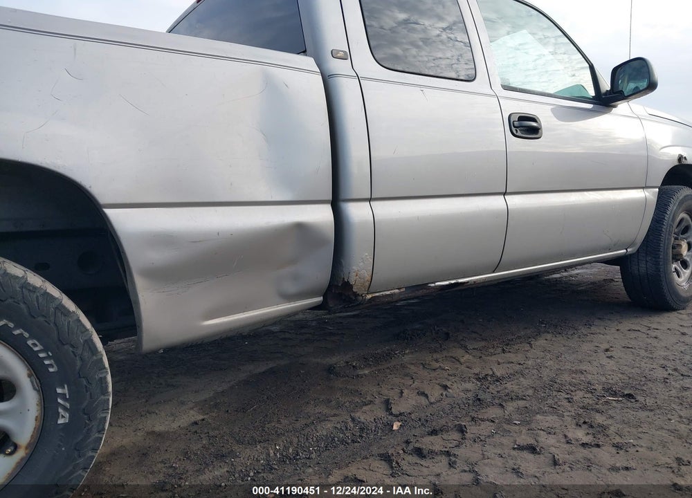 2005 CHEVROLET SILVERADO 1500 WORK TRUCK VIN: 1GCEK19V65Z170662