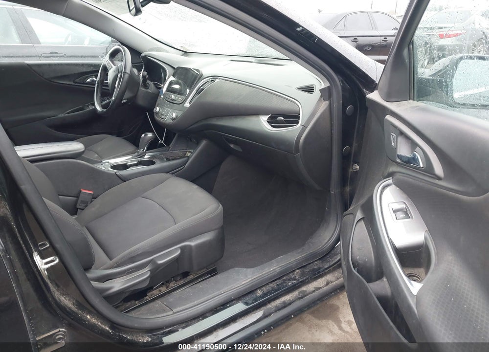 2018 CHEVROLET MALIBU LT VIN: 1G1ZD5ST6JF175229