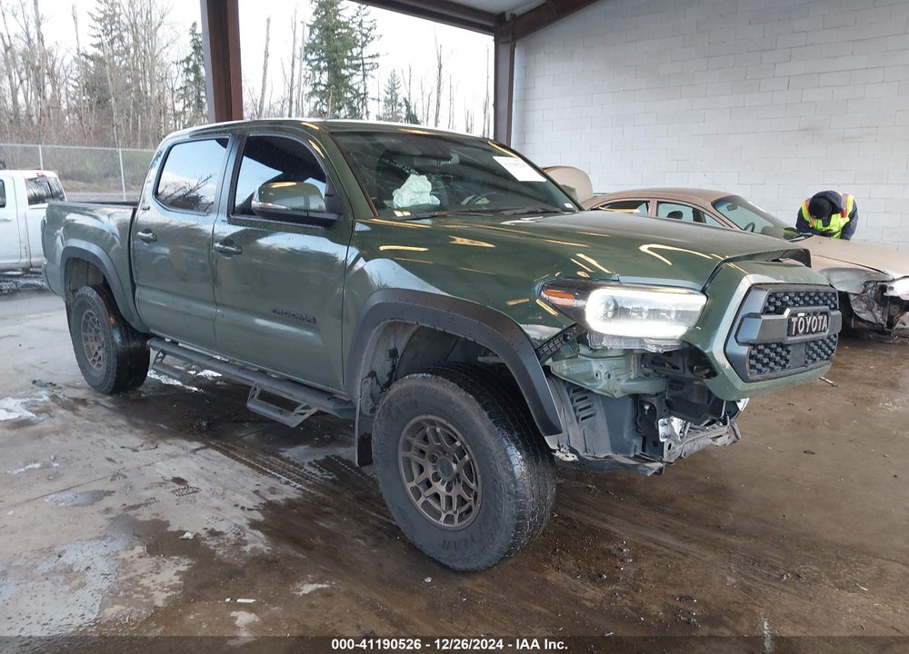 2022 TOYOTA TACOMA SR5 V6 VIN: 3TYCZ5AN2NT093221