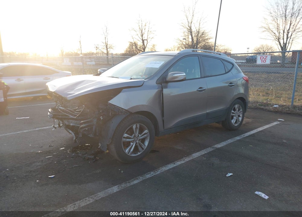 2013 HYUNDAI TUCSON GLS VIN: KM8JUCAC4DU672897