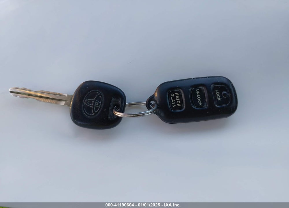 2006 TOYOTA MATRIX/XR VIN: 2T1KR32E36C562191