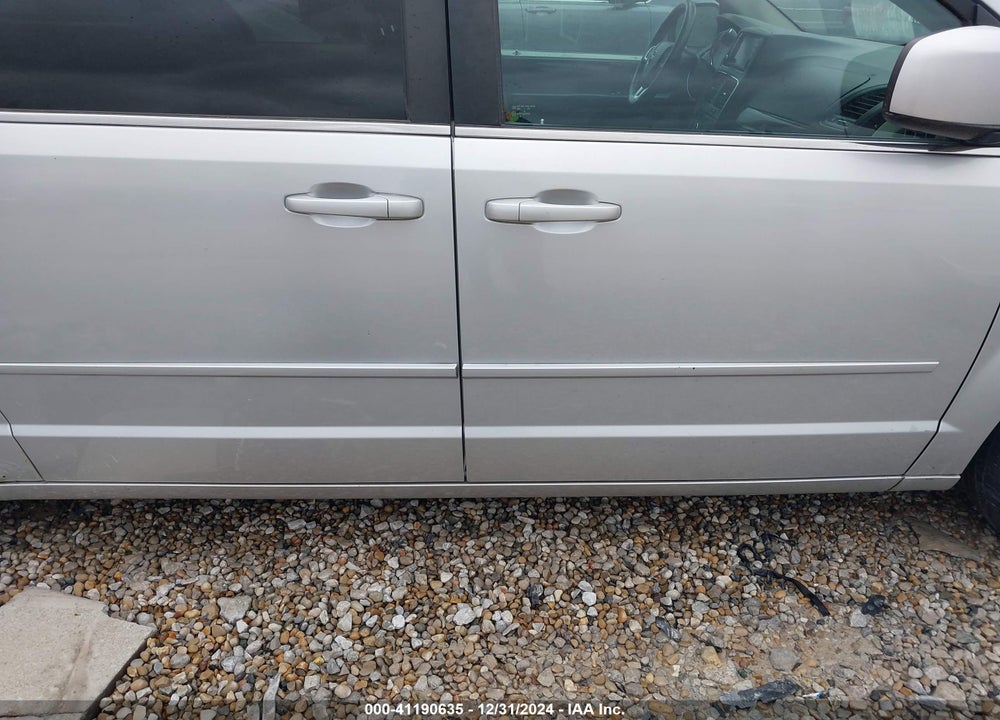 2011 DODGE GRAND CARAVAN CREW VIN: 2D4RN5DG9BR661535