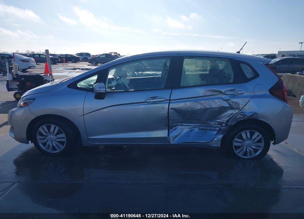 2016 HONDA FIT VIN: JHMGK5H52GX009255