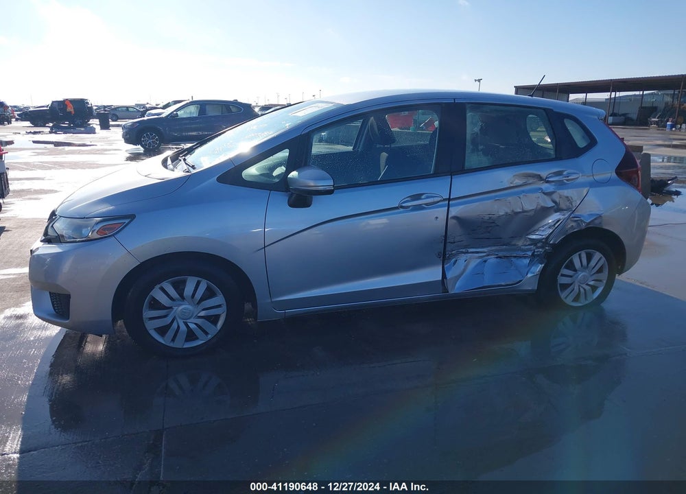 2016 HONDA FIT VIN: JHMGK5H52GX009255