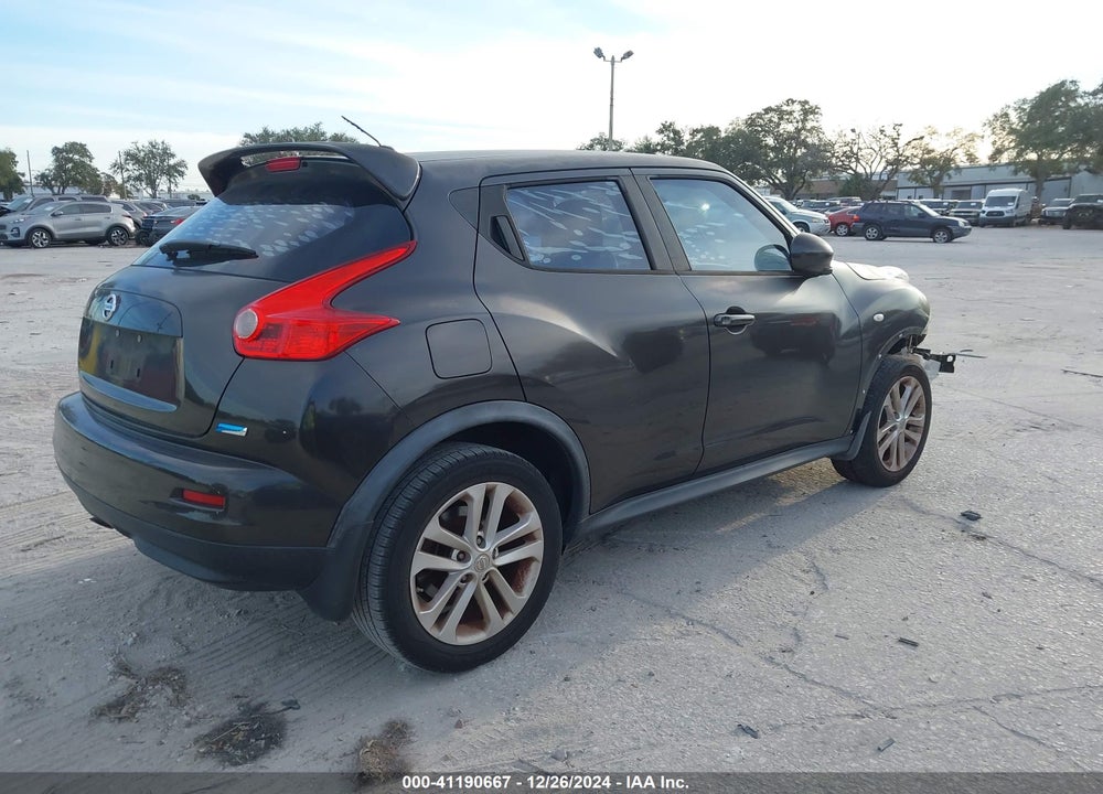 2013 NISSAN JUKE S VIN: JN8AF5MR3DT203918