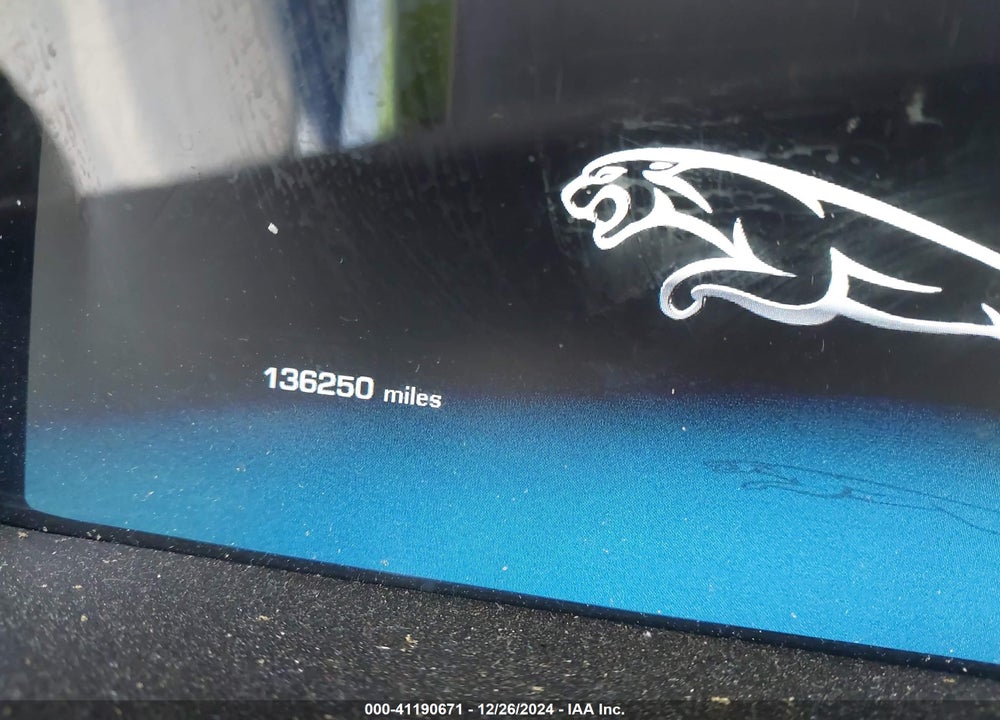 2011 JAGUAR XJ XJL VIN: SAJWA2GB7BLV22217