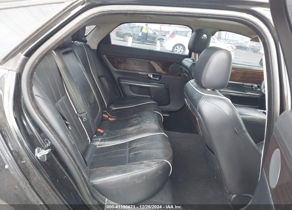 2011 JAGUAR XJ XJL VIN: SAJWA2GB7BLV22217
