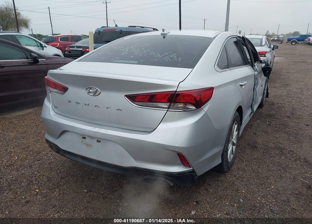 2018 HYUNDAI SONATA VIN: 5NPE24AF6JH612413