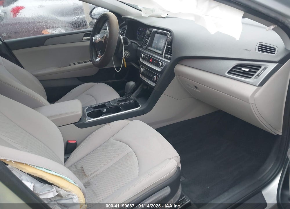 2018 HYUNDAI SONATA VIN: 5NPE24AF6JH612413