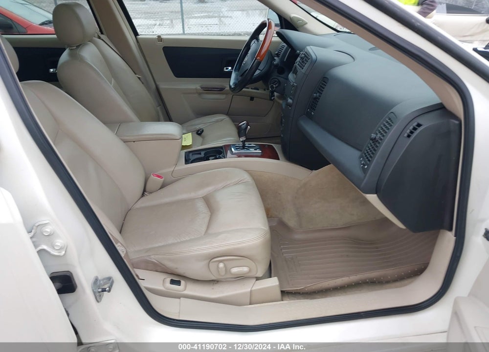 2004 CADILLAC SRX STANDARD VIN: 1GYDE637440125209