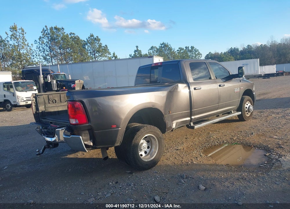 2014 RAM 3500 SLT VIN: 3C63RRHJ1EG270028