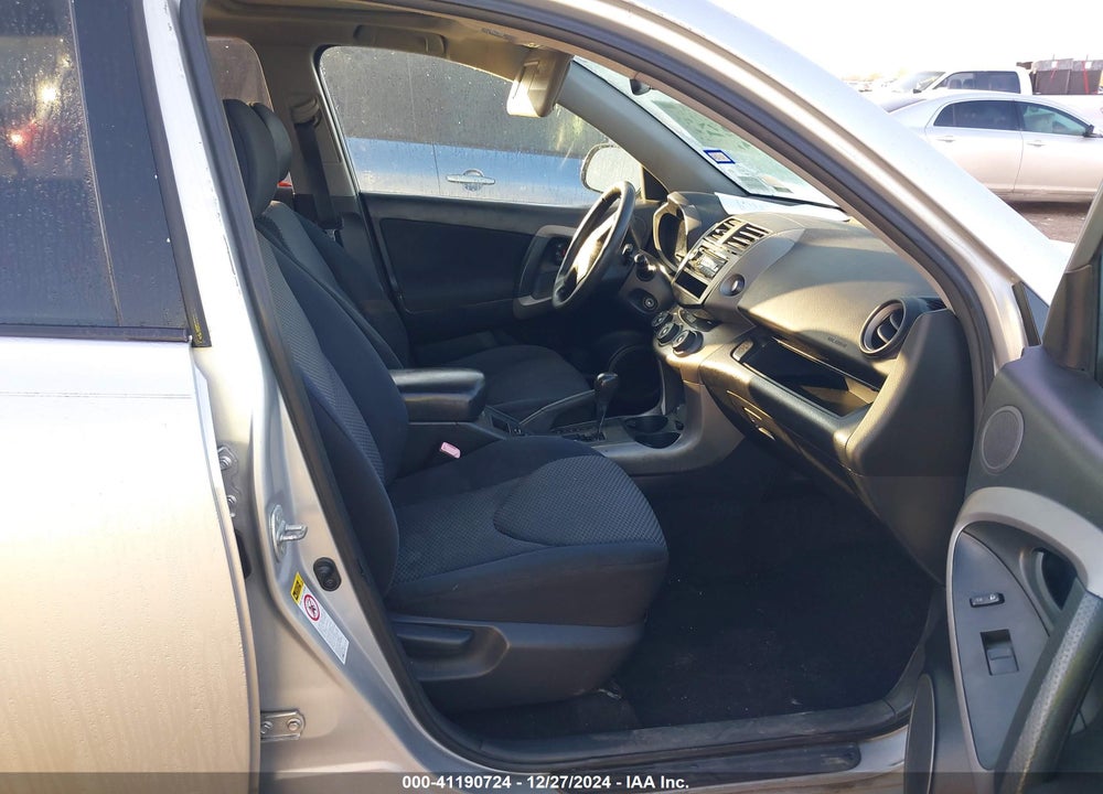 2008 TOYOTA RAV4 VIN: JTMZK32V686015798