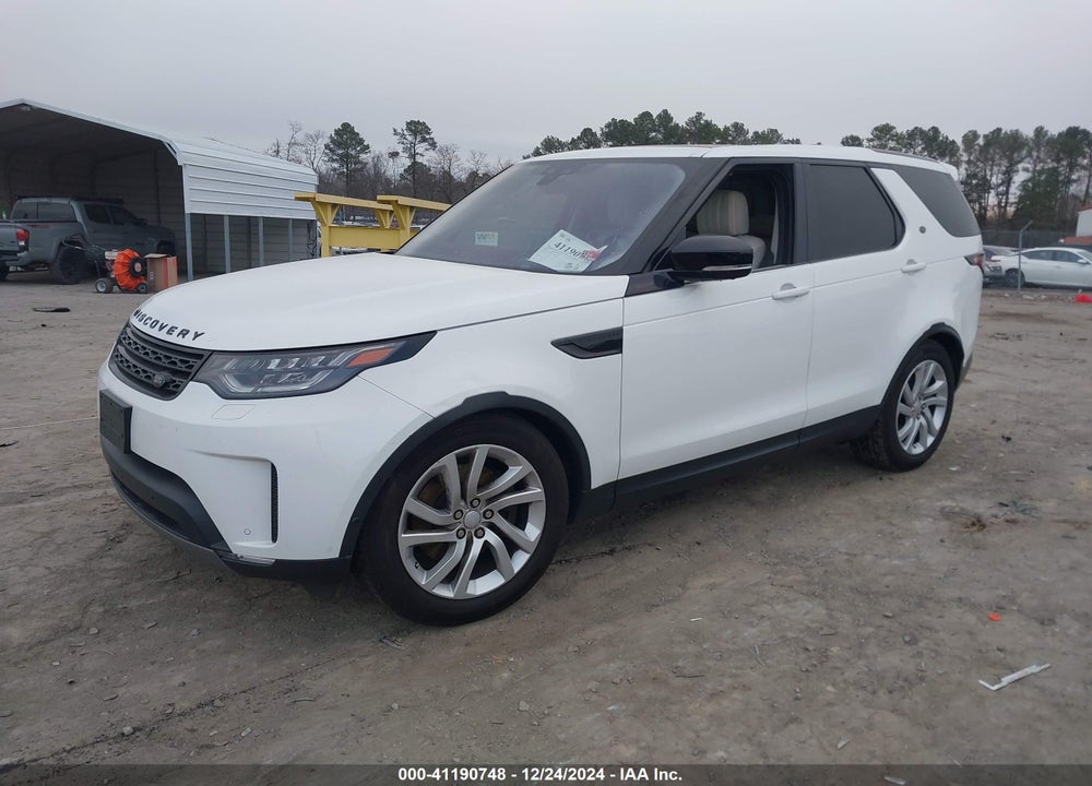 2017 LAND ROVER DISCOVERY HSE LUXURY VIN: SALRHBBV2HA045444