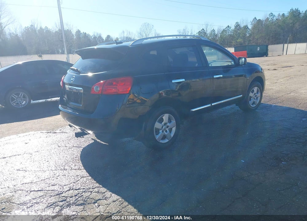 2014 NISSAN ROGUE SELECT S VIN: JN8AS5MT4EW620648