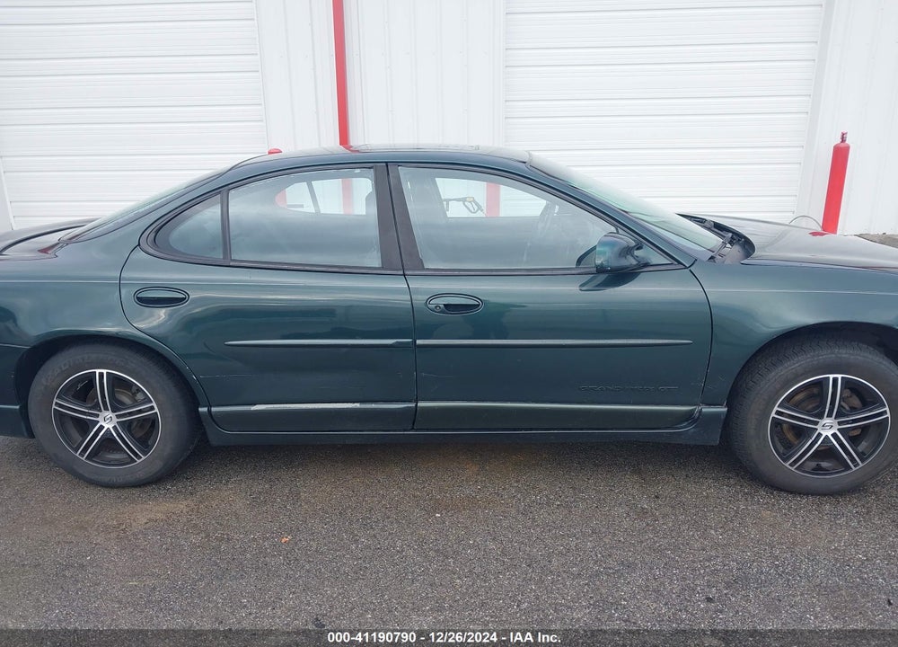 2001 PONTIAC GRAND PRIX GT VIN: 1G2WP52K11F157783