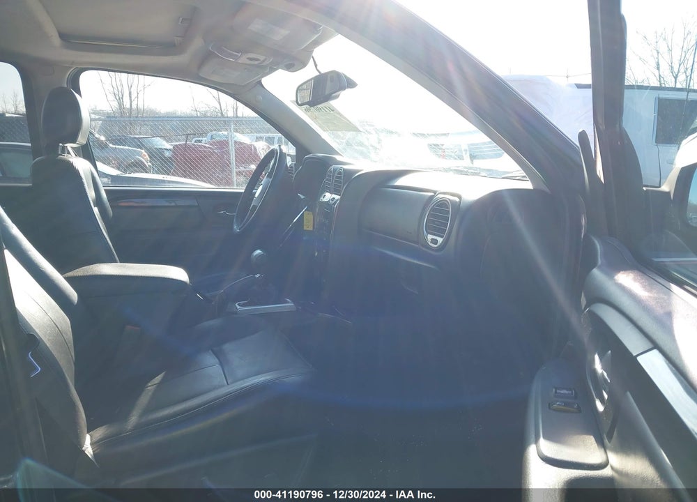 2008 GMC ENVOY SLE VIN: 1GKDT13S982211875