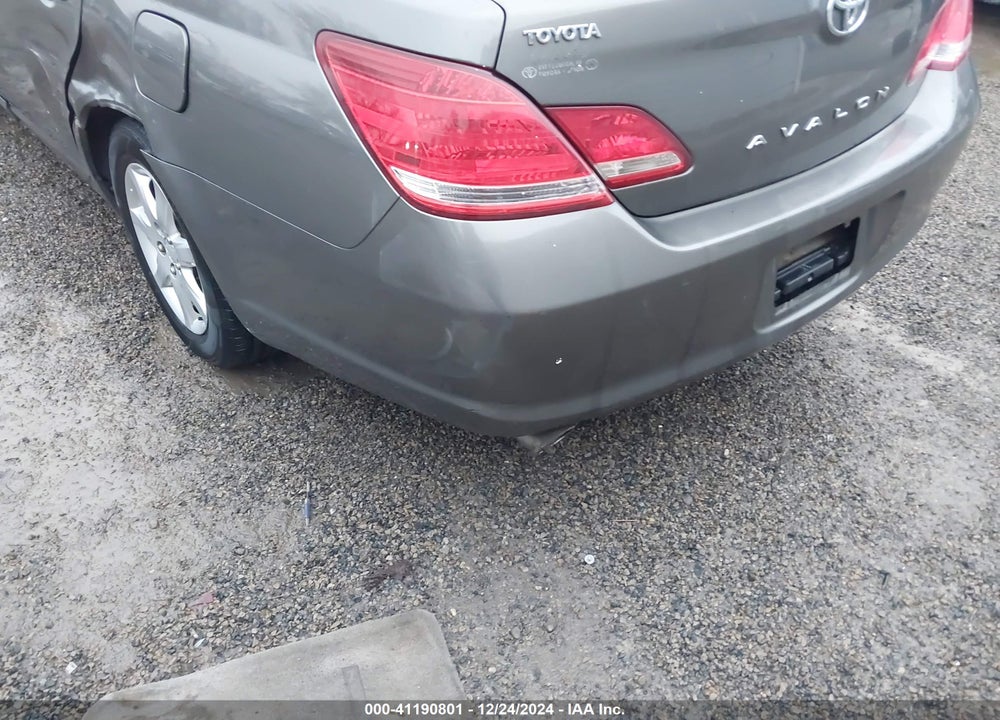 2005 TOYOTA AVALON XL VIN: 4T1BK36B05U037400