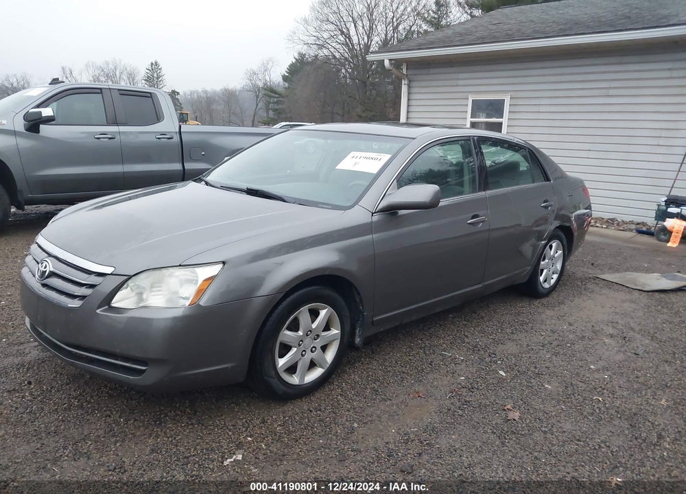2005 TOYOTA AVALON XL VIN: 4T1BK36B05U037400