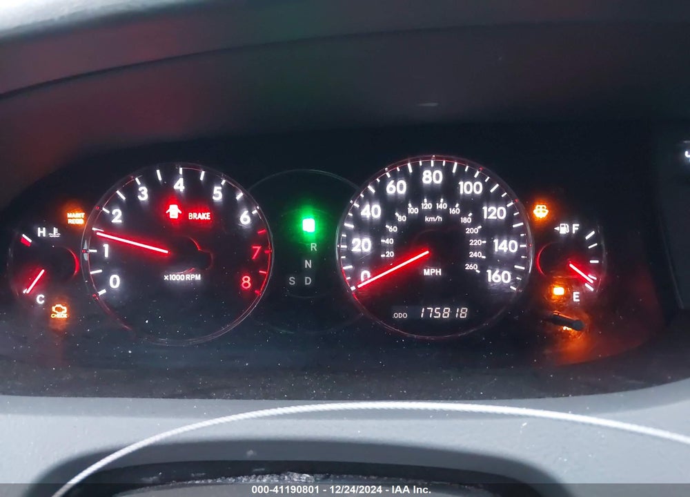 2005 TOYOTA AVALON XL VIN: 4T1BK36B05U037400