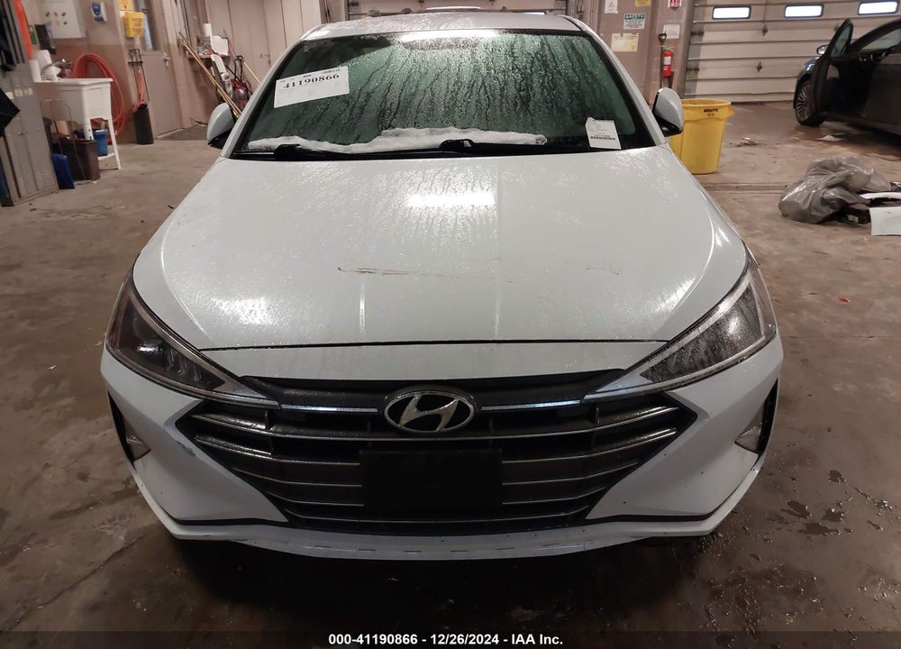 2019 HYUNDAI ELANTRA SE VIN: 5NPD74LF6KH423997