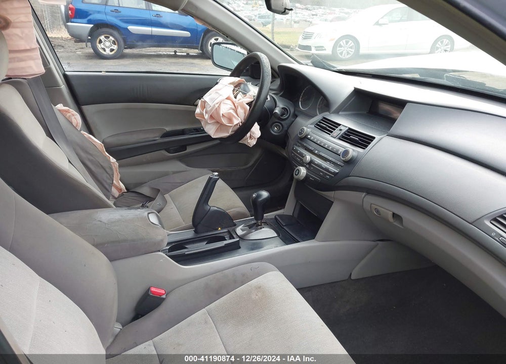 2008 HONDA ACCORD 2.4 LX-P VIN: 1HGCP264X8A139039