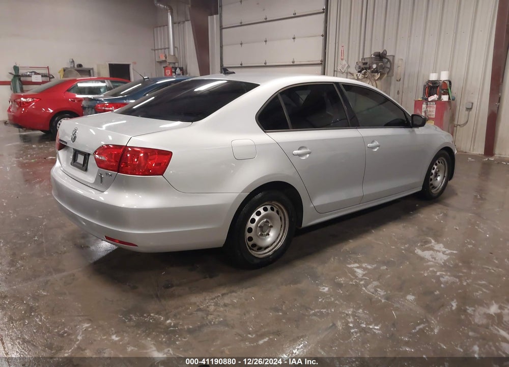 2014 VOLKSWAGEN JETTA VIN: 3VW3L7AJXEM300697