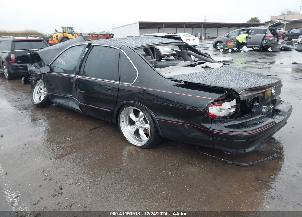 1996 CHEVROLET CAPRICE / IMPALA CLASSIC SS VIN: 1G1BL52P4TR177523